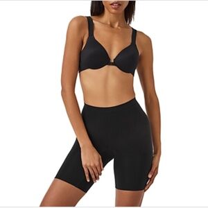 Spanx Everyday Seamless Shaping Shorts